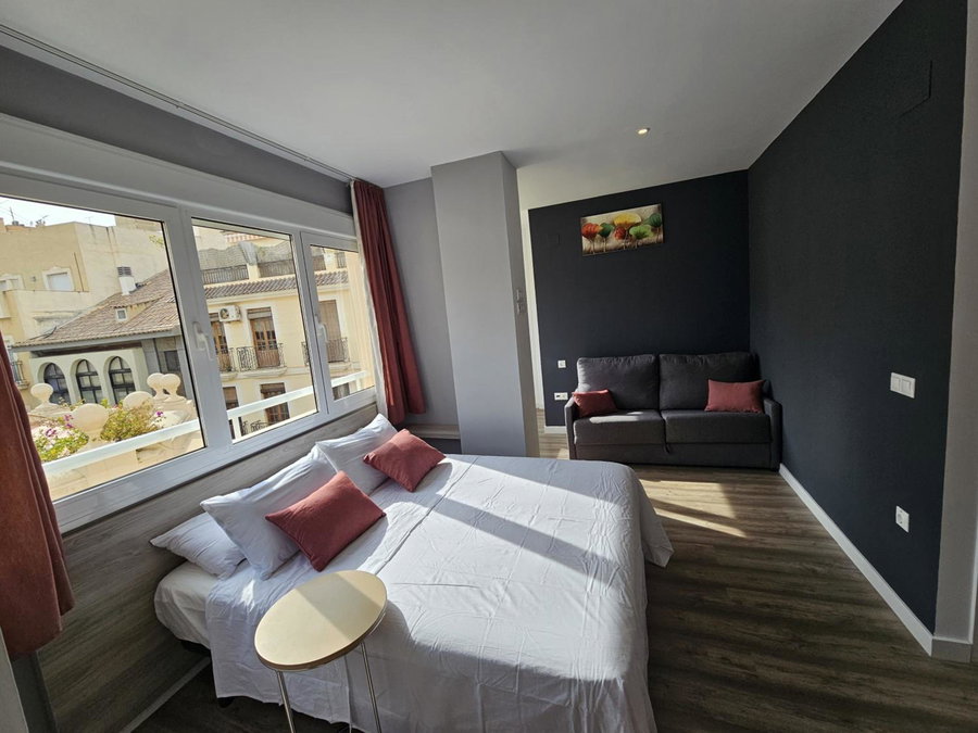 Apartamentos Turísticos KENZAMIN, Alicante, Spain