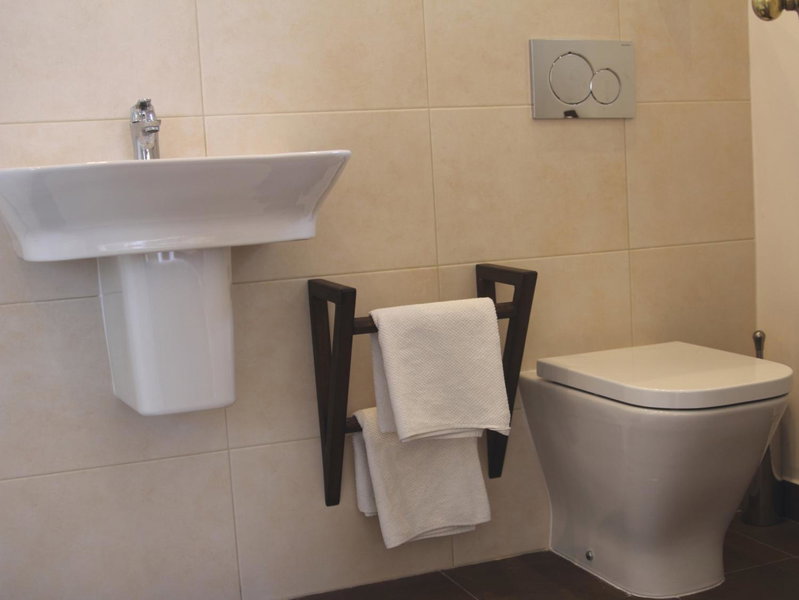 Hostal Avalon, Nerja, Spain