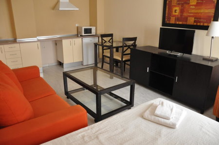 Apartamentos Luxsevilla Palacio, Seville, Spain