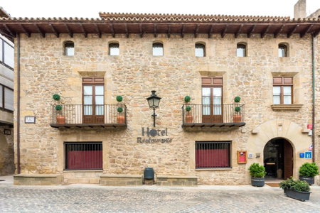 Hotel Villa de Cretas, Cretas, Spain