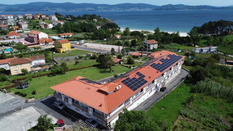 APARTHOTEL CABICASTRO Tres estrellas superior, Portonovo, Spain