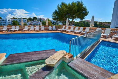 Apartamentos Azul Playa, Cala d´Or, Spain