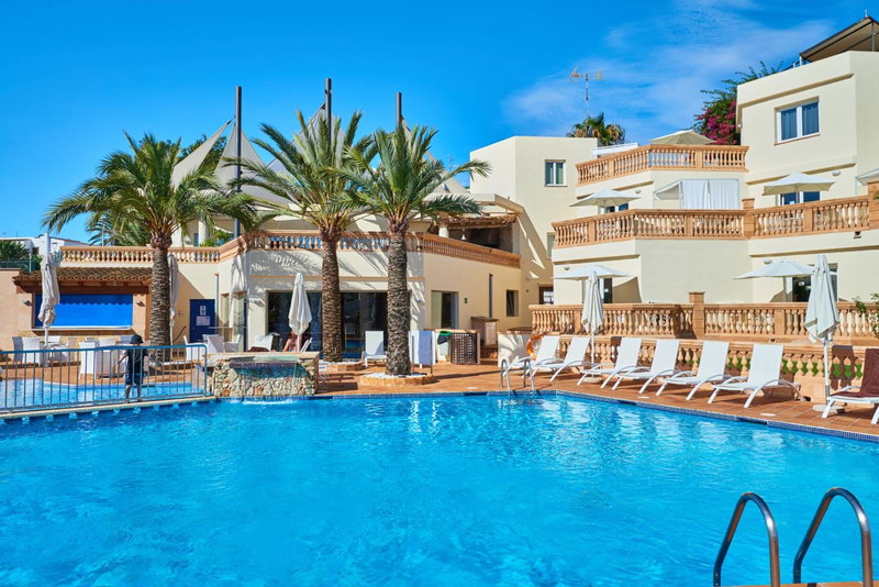 Apartamentos Azul Playa, Cala d´Or, Spain