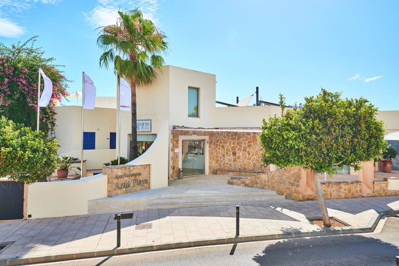 Apartamentos Azul Playa, Cala d´Or, Spain