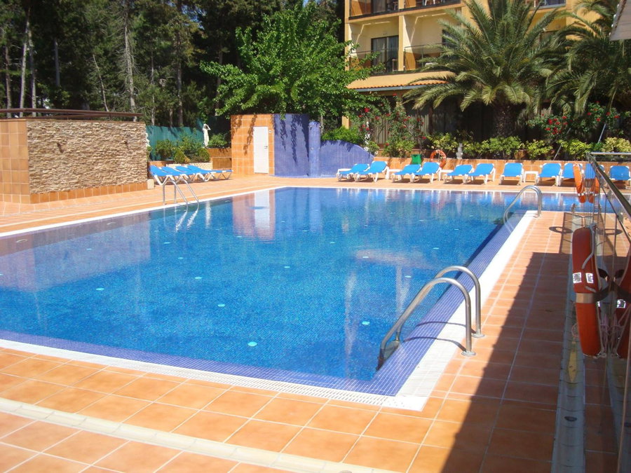 Hotel Univers, Roses, Spain