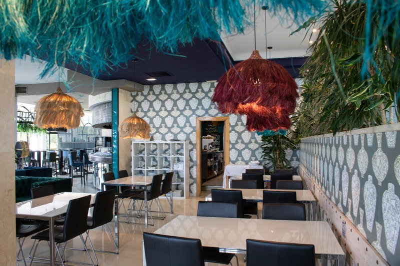 Hotel Olimpo, Isla, Spain