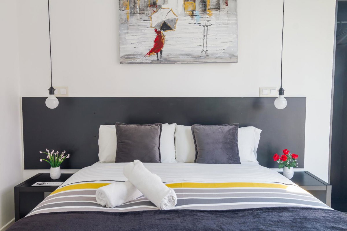Hotel · AYZ Villegas - Auto check-in property, Madrid
