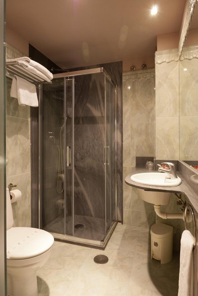 Hotel Vetusta, Oviedo, Spain