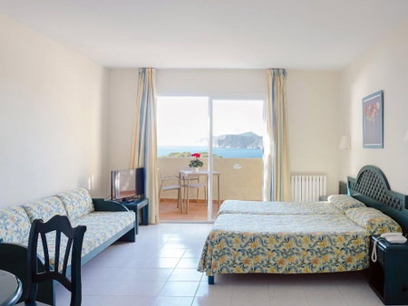Purobeach Resort Santa Ponsa - New Opening, Calvia, Spain