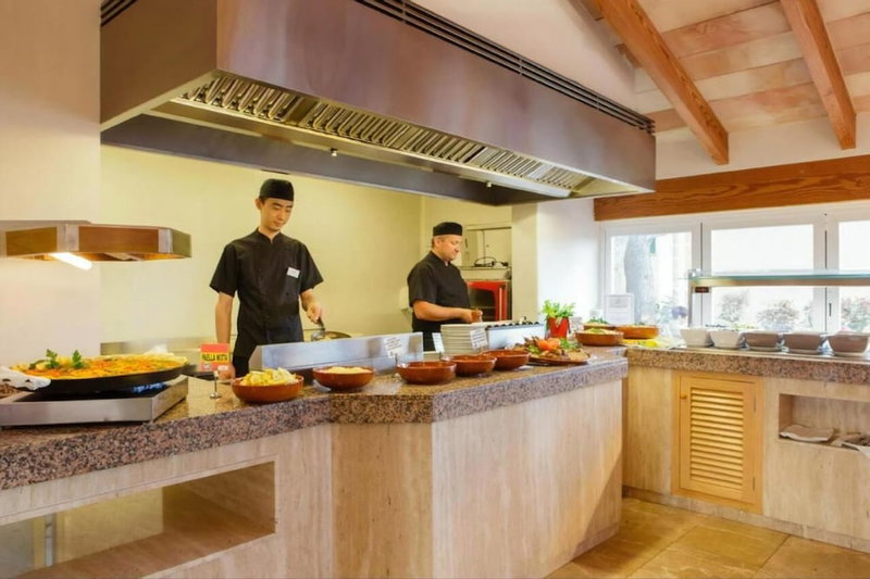 Purobeach Resort Santa Ponsa - New Opening, Calvia, Spain