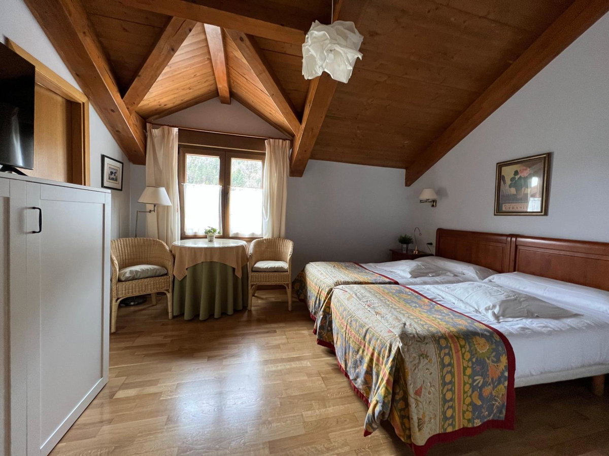 Hotel · Hostal Rural Salazar, Oronz