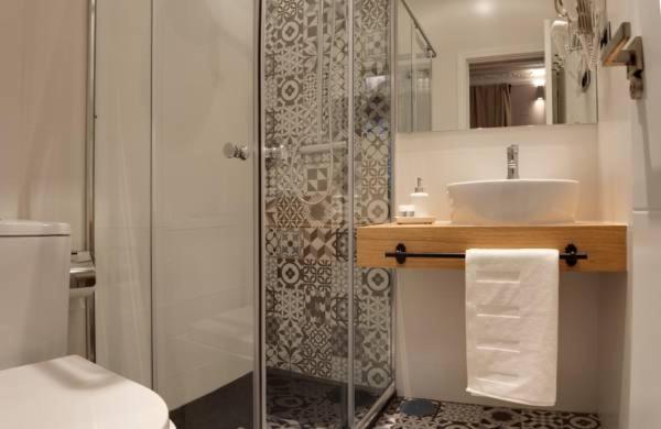 SUITES YOU Platinum, Madrid, Spain