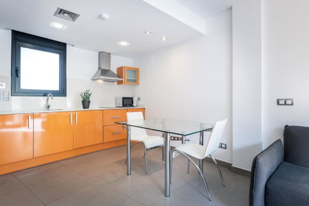 Aparthotel Las Palmeras Castelldefels, Castelldefels, Spain