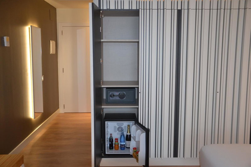 Hotel Brisamar Suites, Comarruga, Spain