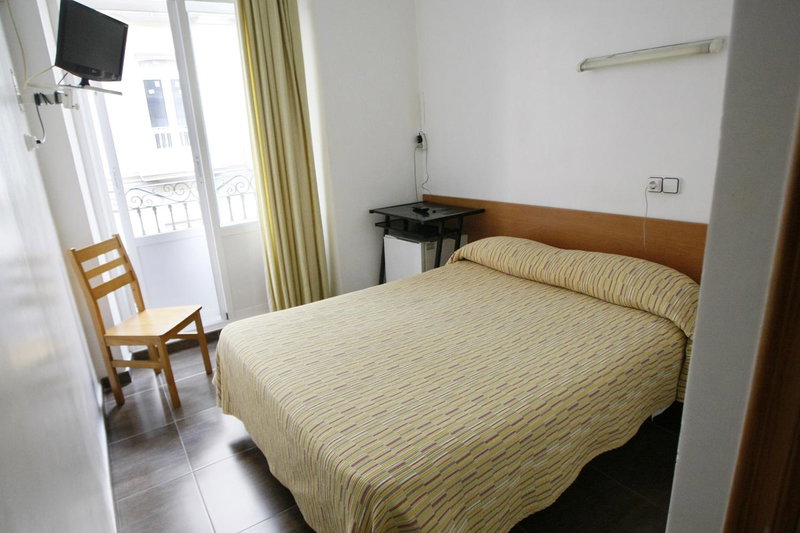 Hostal San Fernando, Alicante, Spain