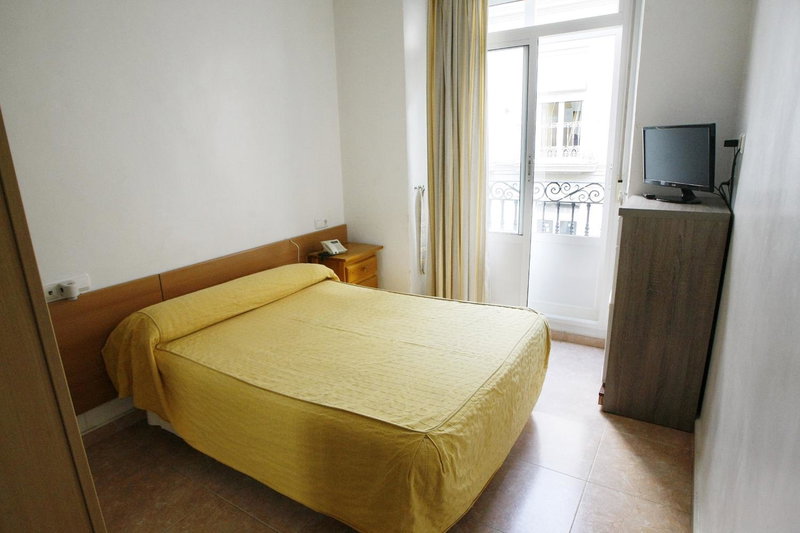 Hostal San Fernando, Alicante, Spain