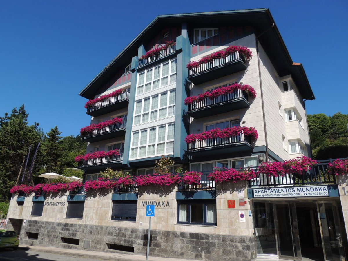 Apartamentos Mundaka, Spain
