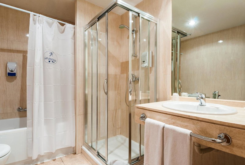 Hotel Las Provincias, Fuenlabrada, Spain