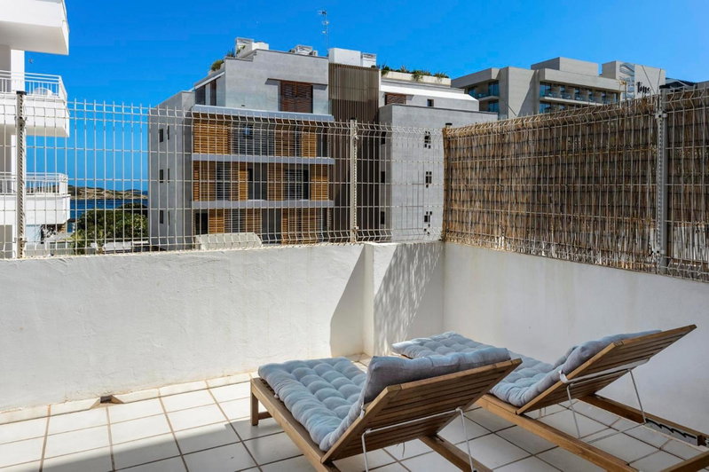 Apartamentos Esmeralda Ibiza, Ibiza Town, Spain