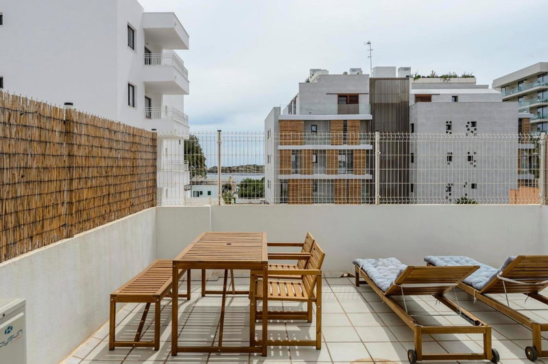 Apartamentos Esmeralda Ibiza, Ibiza Town, Spain