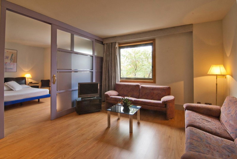Hotel Domo, Vilafranca del Penedès, Spain