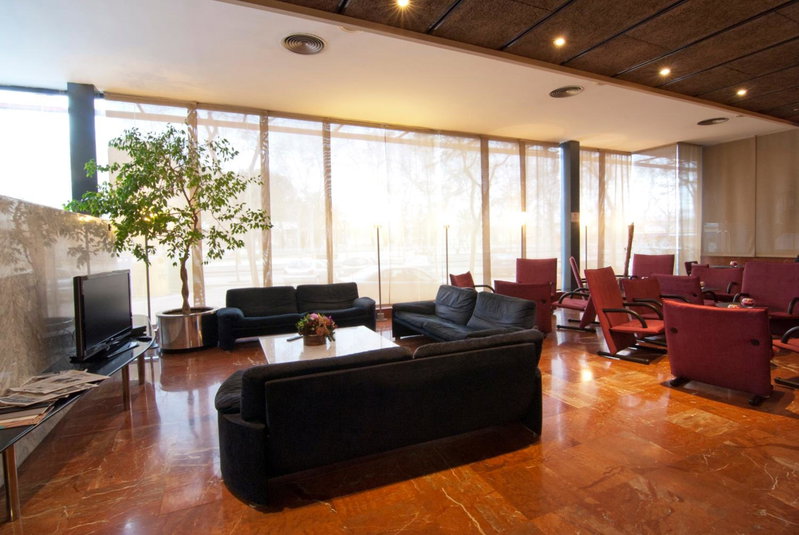 Hotel Domo, Vilafranca del Penedès, Spain