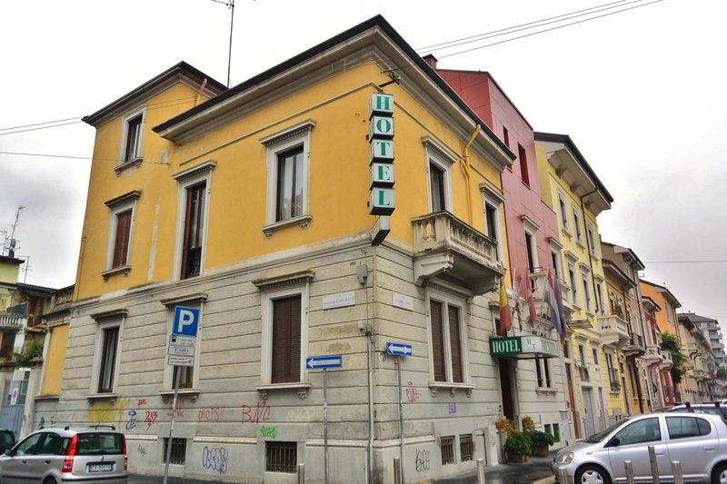 Hotel Trentina, Milan, Italy