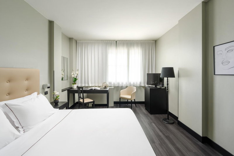 Smart Hotel King, by R Collection Hotels, Varedo, Italy