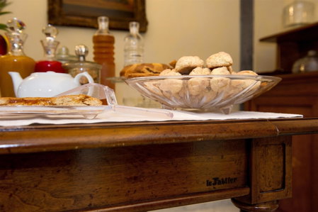 Relais Dei Mercanti B&B And Suites, Pisa, Italy