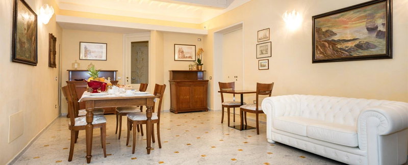Relais Dei Mercanti B&B And Suites, Pisa, Italy