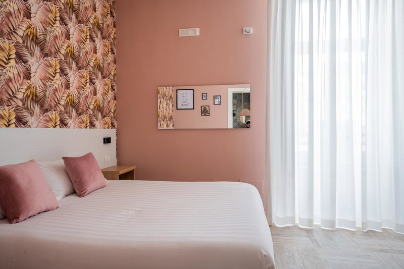 Pontenuovo Bed, Naples, Italy