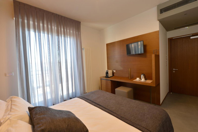 Piano Alto Rooms, Pescara, Italy