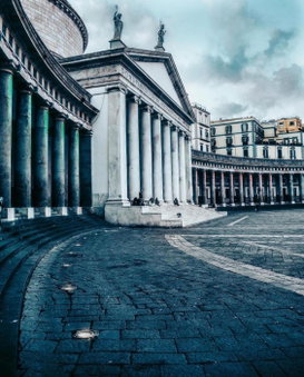 Royal Gismonda, Naples, Italy