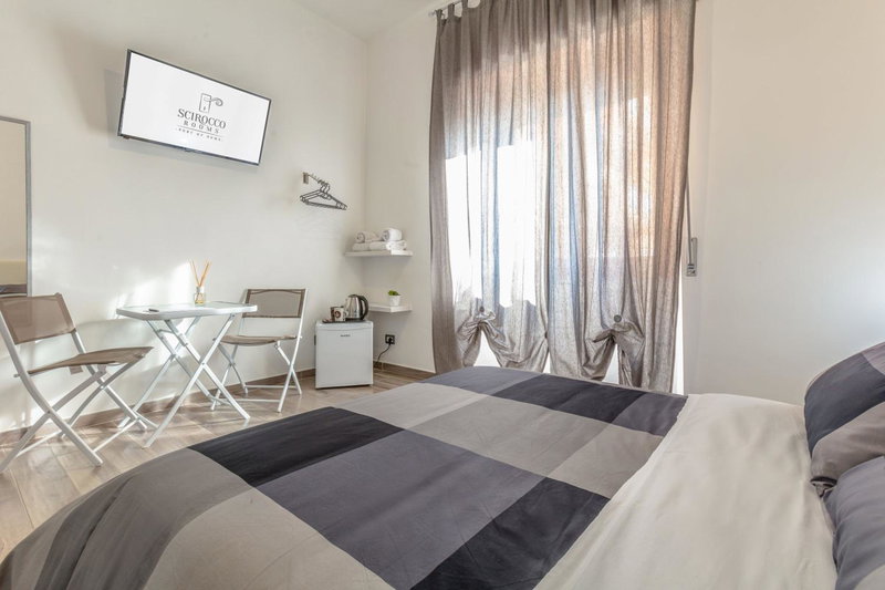Scirocco Rooms, Civitavecchia, Italy