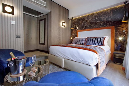 HELMIRAGE Piazza di Spagna Suite, Rome, Italy