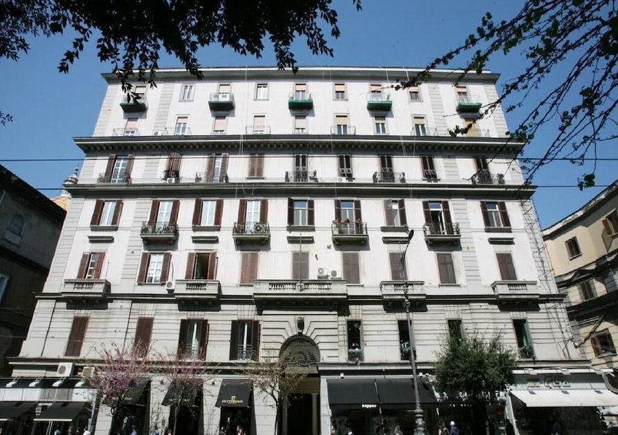 Napoli's Gold Hotel, Naples, Italy