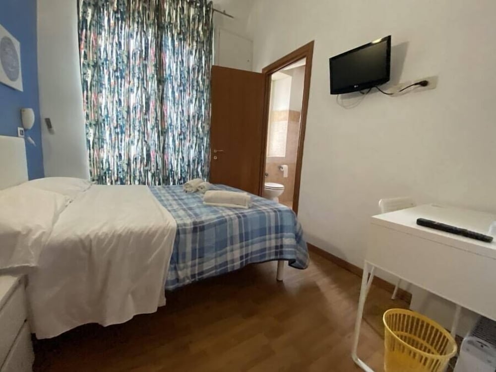 Freedom Traveller Hostel, Italy
