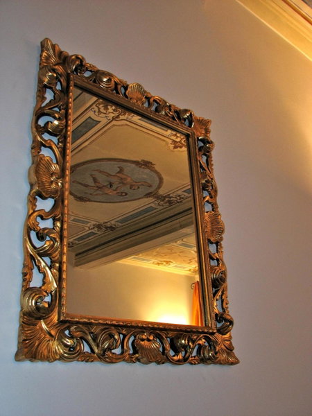 Parizzi Suites&Studio Restaurant, Parma, Italy