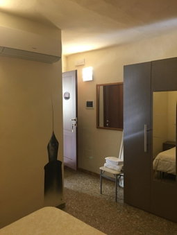 Maison Dei Miracoli, Pisa, Italy