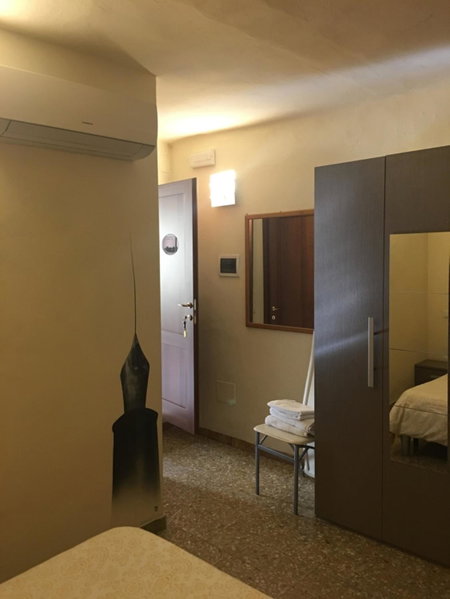Maison Dei Miracoli, Pisa, Italy