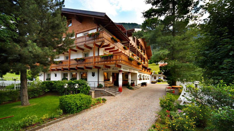 Hotel Hell, Ortisei, Italy