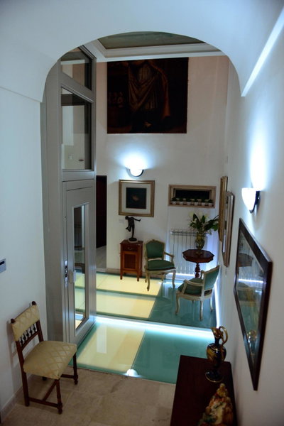 Bed and Breakfast Oz, Bari, Italy