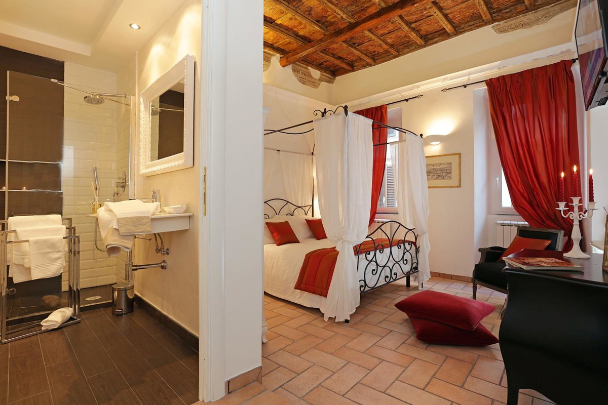 Madonna de' Monti Suites, Italy