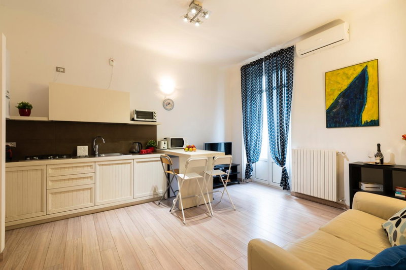 Cosy Home - Porta Romana M3, Milan, Italy