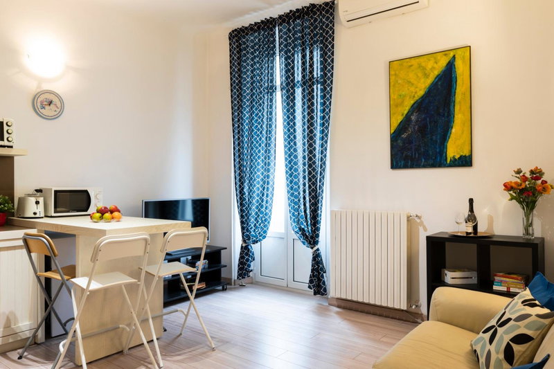 Cosy Home - Porta Romana M3, Milan, Italy
