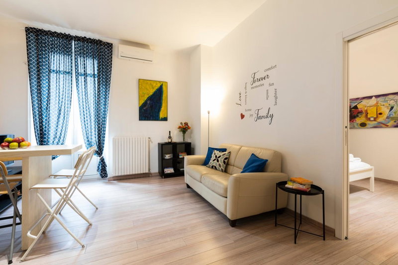 Cosy Home - Porta Romana M3, Milan, Italy