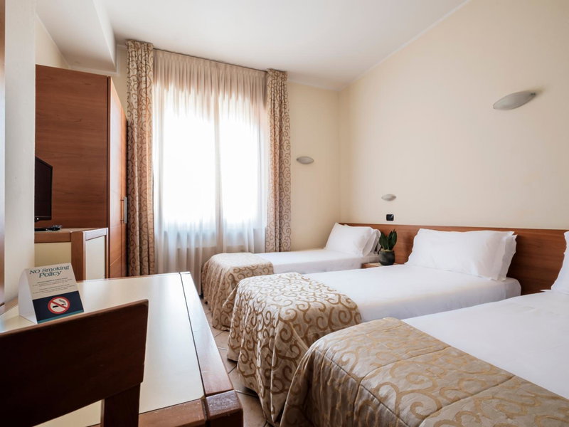 Hotel Lory, Forlì, Italy
