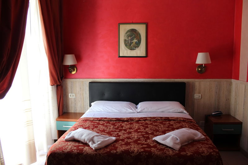 Hotel Pyramid, Rome, Italy
