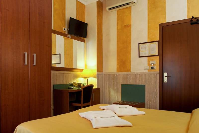 Hotel Pyramid, Rome, Italy