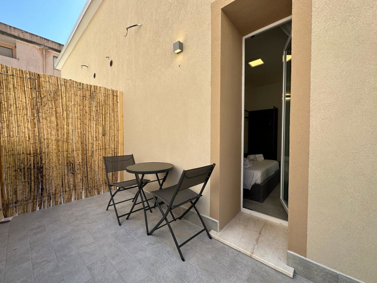 Dolmen Guest House, Italie